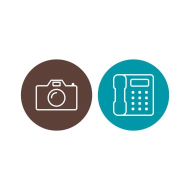 Beyaz Arkaplanda izole edilmiş 2 Elektronik Aygıt Simgesi...