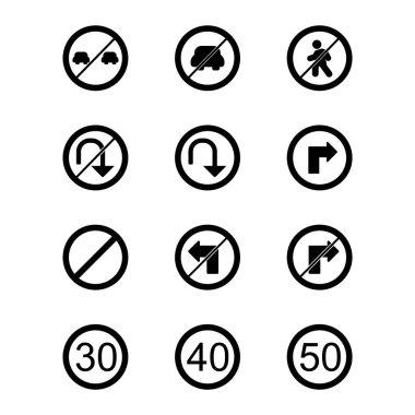 Beyaz Arkaplanda İzole edilmiş 12 Yol İşareti Simgesi Sayfası...
