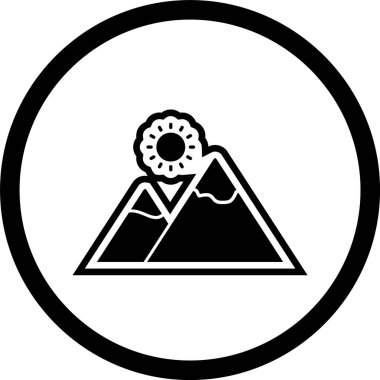 Güneş Simgeli Dağ Moda Tarzı İzole Arkaplan