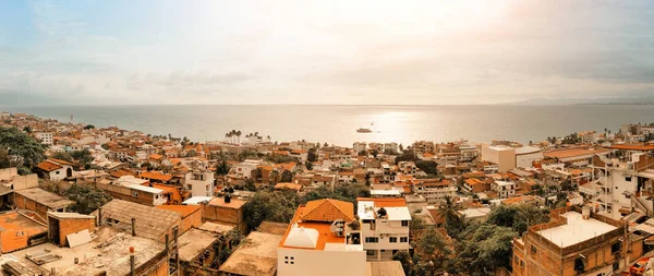 Panorama Von Puerto Vallarta Einem Berühmten Ferienort Der Pazifikküste Mexikos — Stockfoto