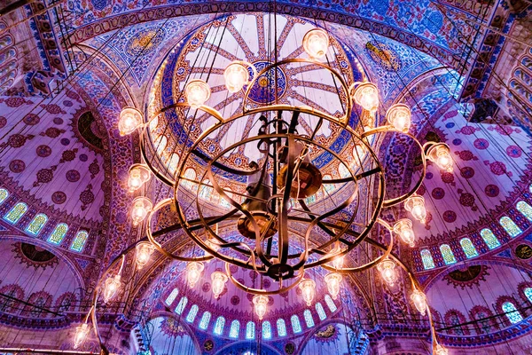 Interior Mezquita Azul Con Hermosas Decoraciones Arquitectónicas Estambul Turquía — Foto de Stock