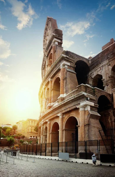 Roma Daki Colosseum Duvarına Gün Doğumunda Bak — Stok fotoğraf