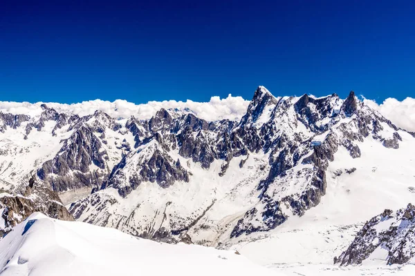 Montagnes Enneigées Chamonix Mont Blanc Haute Savoie Alpes France — Photo