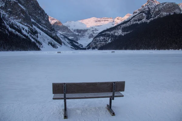 Hielo Rink Lago Louise Chateau Invierno Alberta Canadá — Foto de Stock