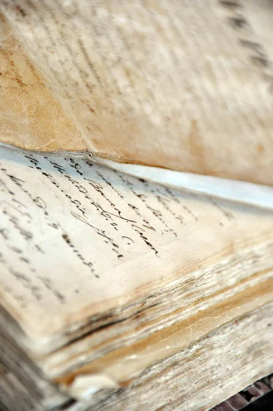 Παλιό Χειρόγραφο Και Βιβλία — Φωτογραφία Αρχείου
