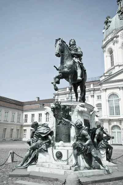 Estátua Friedrich Wilhelm Der Grosse Kurfuerst Eleitor Brandemburgo Cour Honneur — Fotografia de Stock