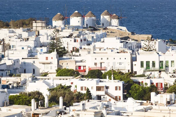 Panorámás Kilátás Nyílik Mykonos Város Kikötő Fenti Dombok Egy Napos — Stock Fotó