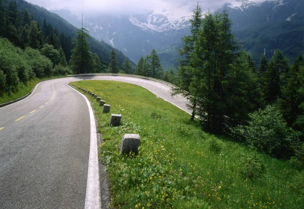 Alpenweg Oostenrijk — Stockfoto