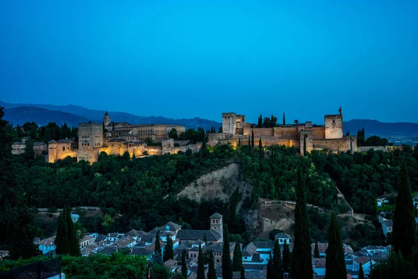 Wspaniała Alhambra Granady Hiszpania Twierdza Alhambra Zachodzie Słońca Oglądana Mirador — Zdjęcie stockowe