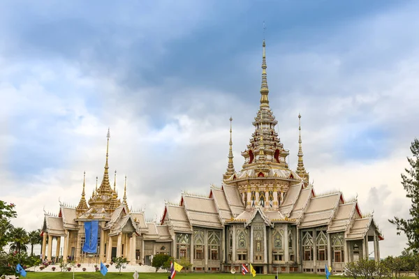 Piękna Świątynia Wykonana Marmuru Cementu Sikhio Nakhon Ratchsima Tajlandia Publiczność — Zdjęcie stockowe