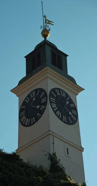 Vista Baixo Torre Relógio Fortaleza Petrovaradin Novi Sad Sérvia — Fotografia de Stock