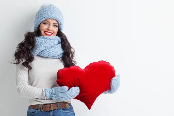 Beautiful Woman Warm Winter Clothes Big Red Heart Shape Pillow — Stock Photo, Image