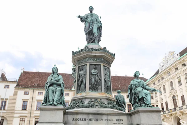 Estatua Palacio Hofburg Viena Austria — Foto de Stock