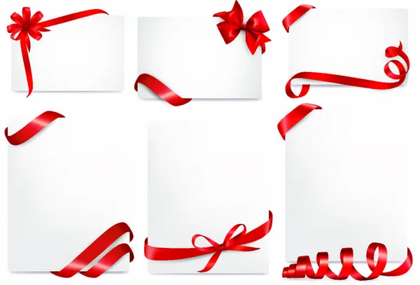 Conjunto Hermosas Tarjetas Con Lazos Regalo Rojos Con Cintas Vector — Vector de stock