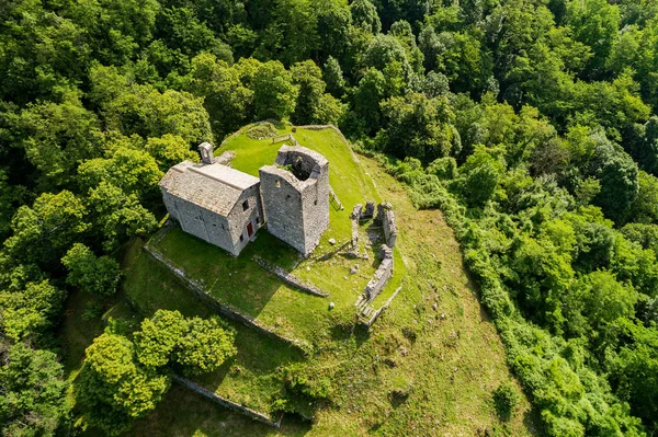 Valtellina Costiera Dei Cech Domofole Castle 1100 Vista Aérea — Fotografia de Stock