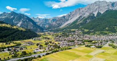 Bormio - Valtellina (It) - Panoramik hava görüntüsü