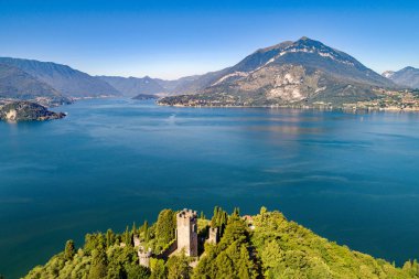 Vezio Şatosu - Varenna - Como Gölü - Havadan Bakış