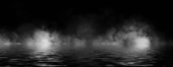 Panoramautsikt mystisk rök på golvet. Paranormal dimma isolerad på svart bakgrund. — Stockfoto