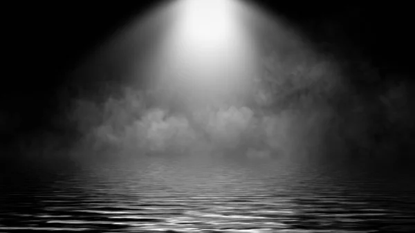 Goddelijk licht door een donkere mist. De stralen stralen stralen licht op de vloer. Spotlight op geïsoleerde achtergrond. Voorraad illustratie.. Reflectie op water. — Stockfoto