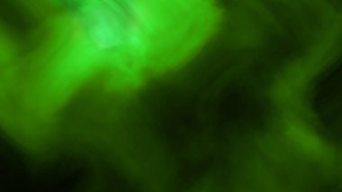 Paranormal mistik yeşil duman yerde. Hareket bulanık sisi siyah arkaplanda izole edildi. Stok illüstrasyonu.