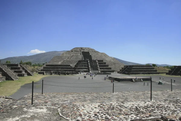 Teotihuacan este astăzi cel mai faimos oraș din Nort pre-columbian. — Fotografie, imagine de stoc