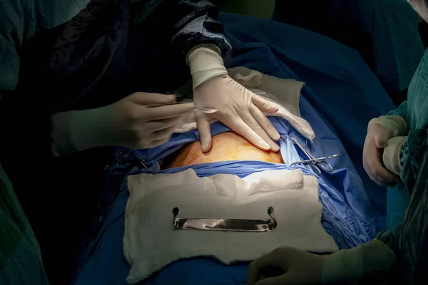 Türkiye 'de hastane faaliyet hazırlığı ve ekipmanı