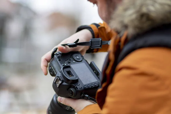 Fotógrafo Máquina Que Controla Fotografía Tomada — Foto de Stock