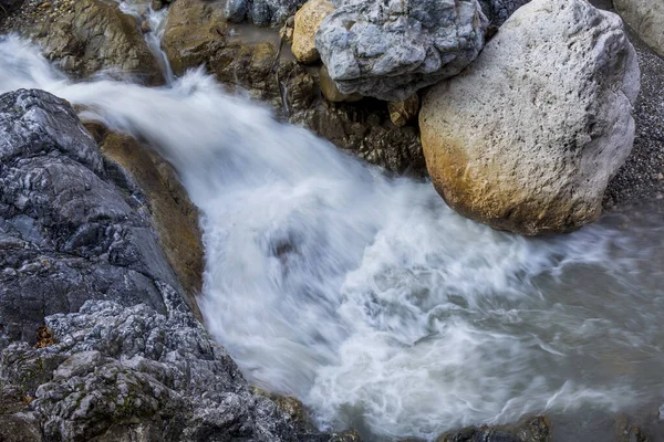 Río Que Fluye Través Las Grandes Rocas Antalia Turquía — Foto de Stock