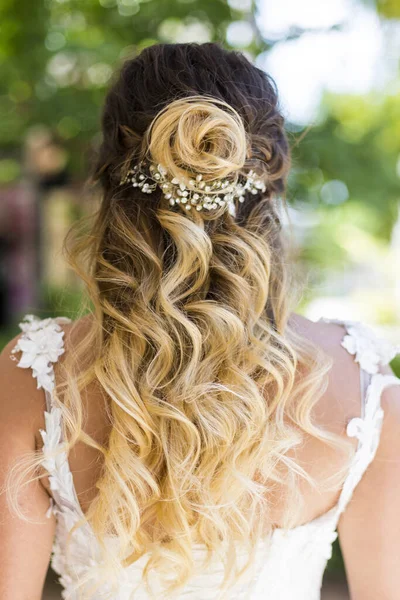 Невеста Чьи Волосы Расчесываются Парикмахера Турции — стоковое фото