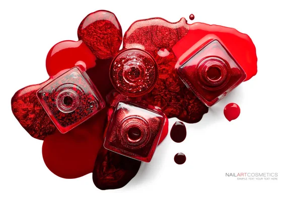 Bildende Kunst Kosmetik Bild. Set trendiger roter Nagellack — Stockfoto