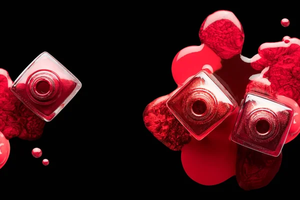 Nail art e manicure concept. smalto rosso metallizzato — Foto Stock