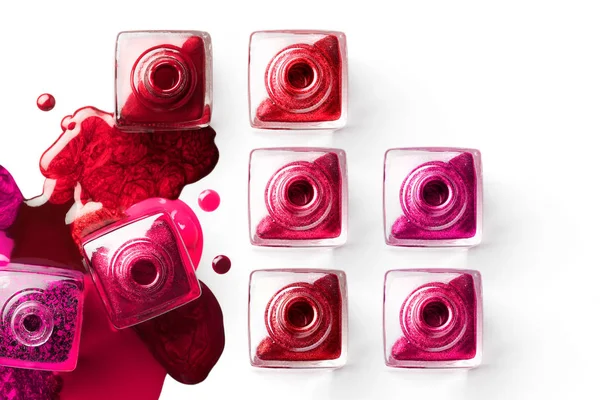 Nail art cosmetica. Kleurrijke nagellak flessen — Stockfoto