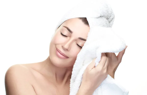 Beautiful woman with clean fresh skin and towel on head. Skin ca — Stock Photo, Image