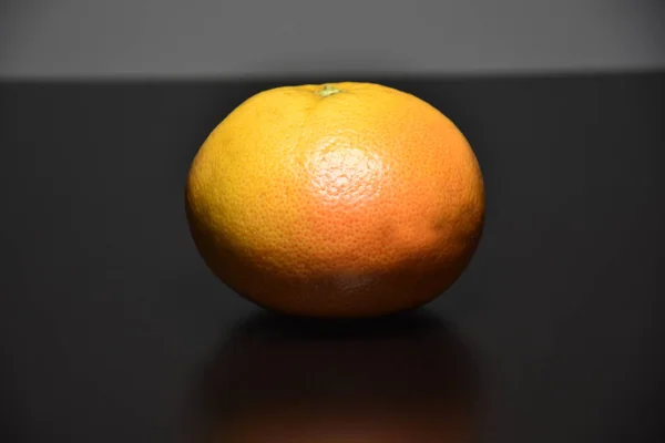 Citrus Sobre Fundo Preto — Fotografia de Stock