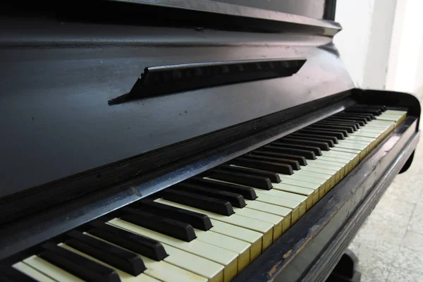 Antiguo Instrumento Teclado Piano Vintage — Foto de Stock