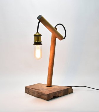 Beech ve Locust ağaç lambası ile retro edison ampul