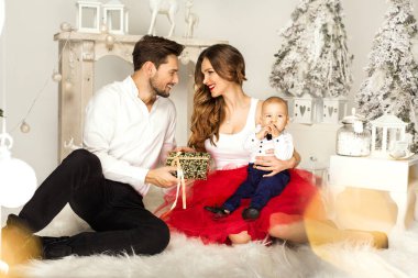 Familly Noel hediye ile 