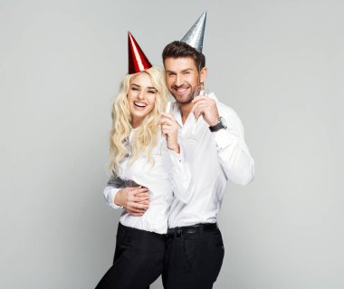 Çift kutluyor doğum günü