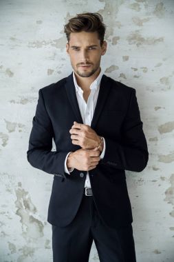 seksi bir adam portresi 