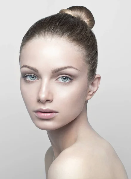 Beauty portrait of female face — Stock Photo, Image