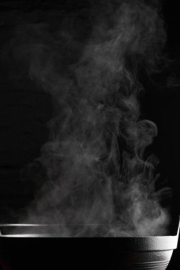 Büyük tencere sentetik buhar (çapı 30 cm)