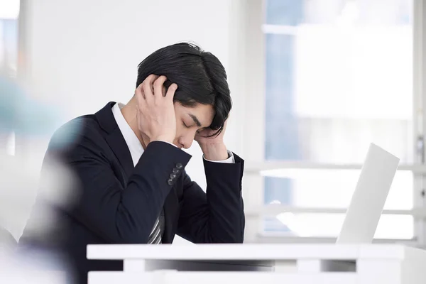 Japanese Male Businessmen Worries — Stock Photo, Image
