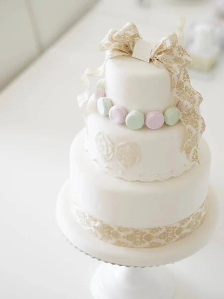 Bolo Casamento Imitação Coordenado Com Macaroons — Fotografia de Stock