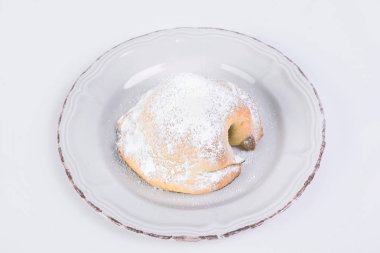 Sarı kremalı Genovese hamur keki