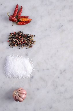 Carrara mermer levhası aroma yığınlarıyla