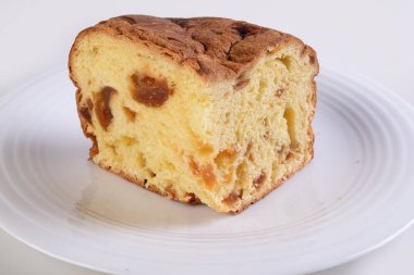 Panettone, tipik bir İtalyan kayısı tadında yapılmış. 