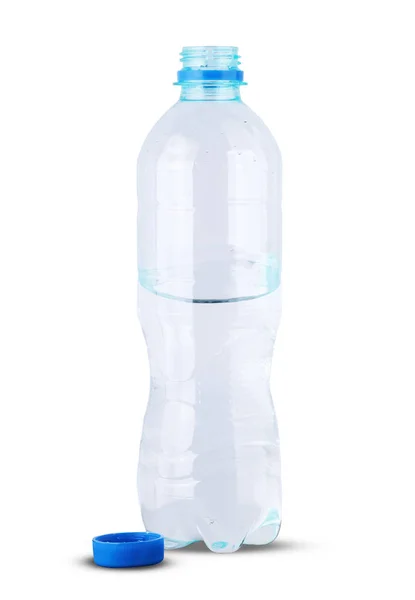 Su dolu küçük plastik şişe.