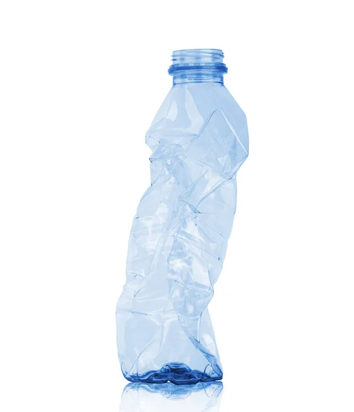 Zerkleinerte Plastikflasche — Stockfoto