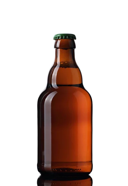 Biralı küçük kahverengi şişe. 