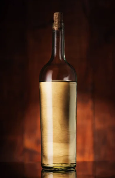 Grote fles wijn — Stockfoto